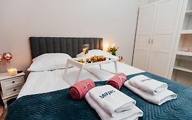 Maya'S Flats & Resorts 59 - Most Milosci